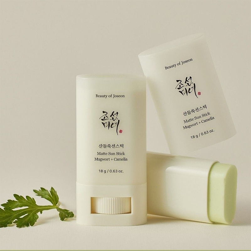 Matte Sun Stick: Mugwort+Camelia SPF50+